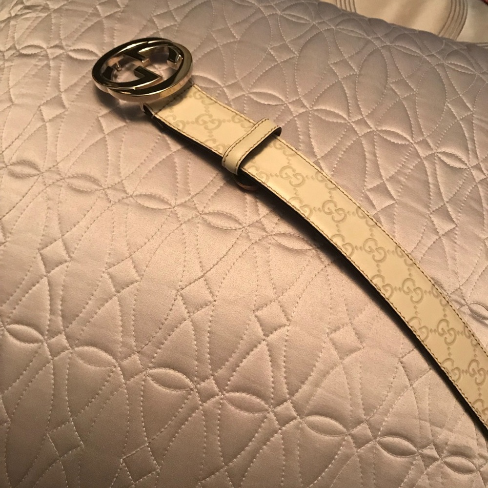 Men’s Gucci belt